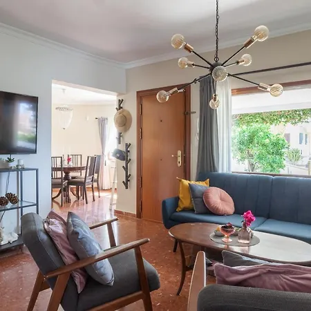 Stunning Family With Pool Ref 156 Fuengirola