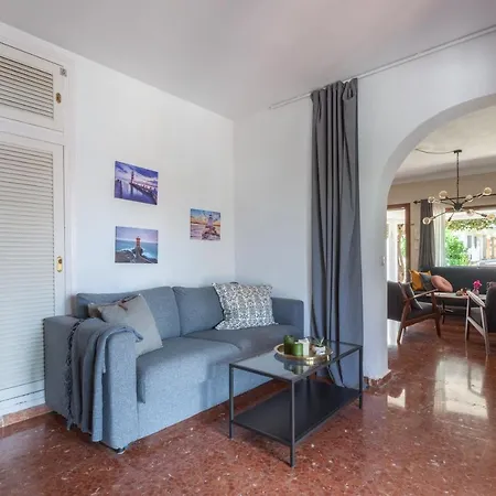 Stunning Family With Pool Ref 156 Villa *