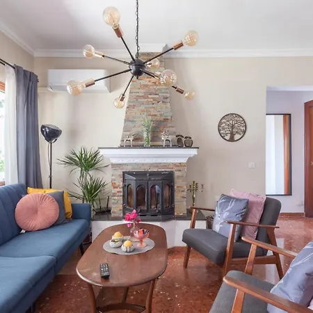 Stunning Family With Pool Ref 156 Fuengirola