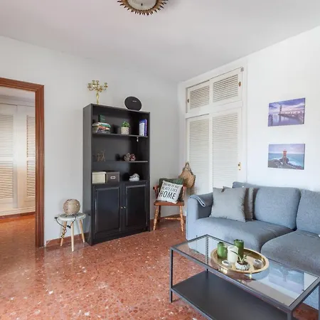 Villa Stunning Family With Pool Ref 156 *