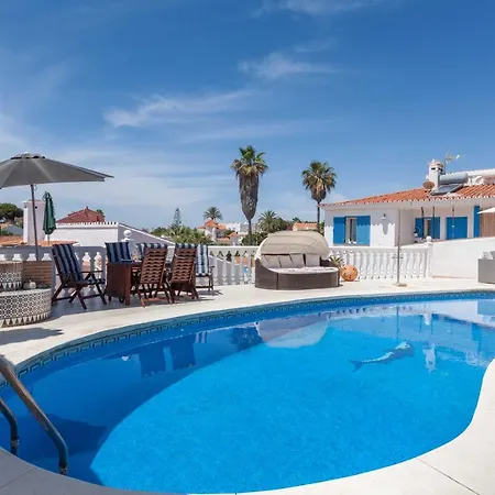 Stunning Family With Pool Ref 156 Villa *